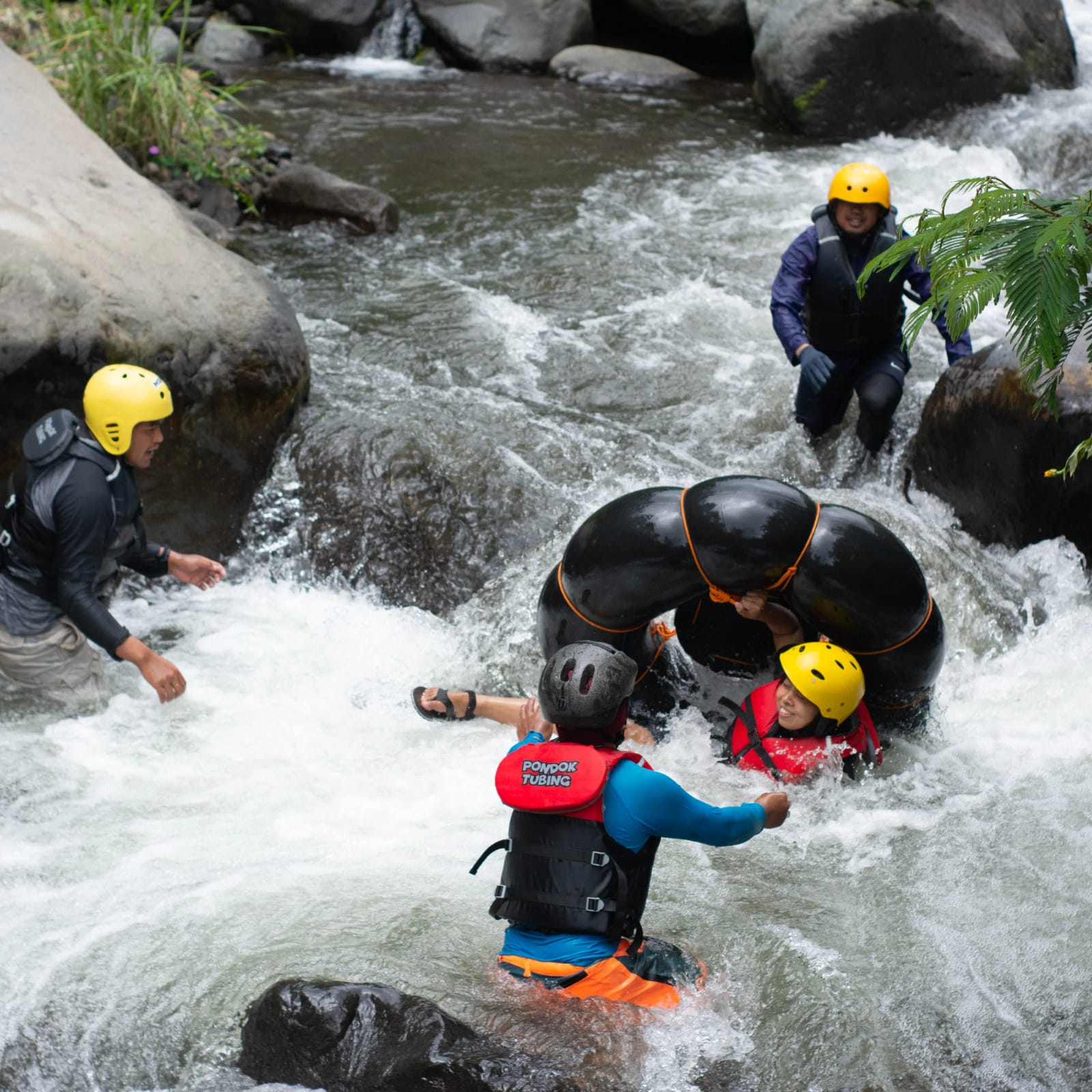 River Tubing Gubugklakah